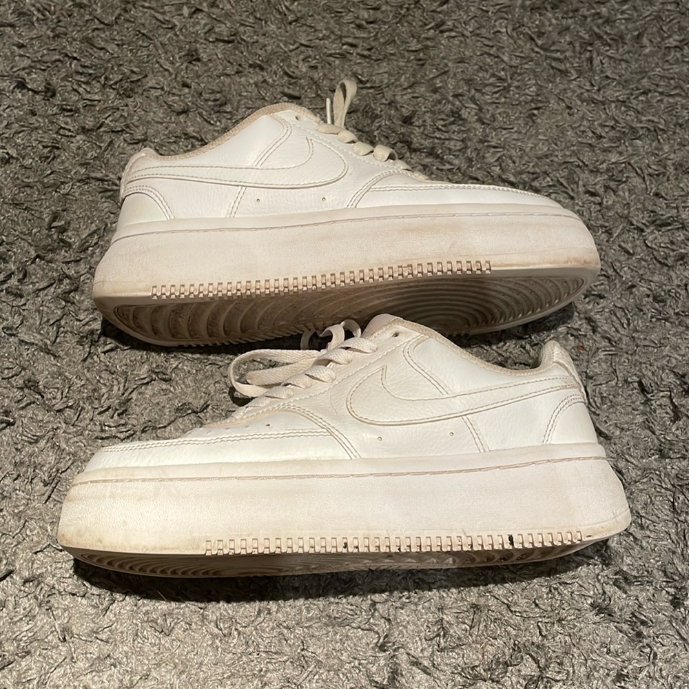 Nike court vision alta